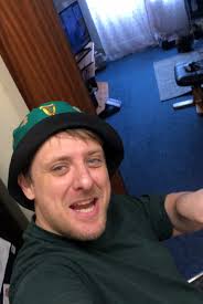 The ONLY way to Cook EGGS #highburydoesstuff #guiness #eggs