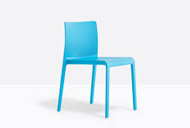 Open them back up in winter to bring in the warm rays. Chair Volt 670