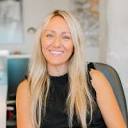 Profile Picture of Amy Van Winkleon Google