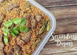 Resep Serundeng Daging Oleh Iien Soegie Recipe Makanan Makanan Dan Minuman Resipi Makanan