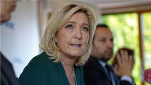 Some lesser known facts about marine le pen does marine le pen smoke? Marine Le Pen Une Balle De Ping Pong Cette Drole D Analyse Gala