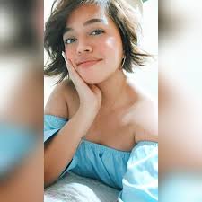 Debbie Sant (@_debbiesant) • Instagram photos and videos