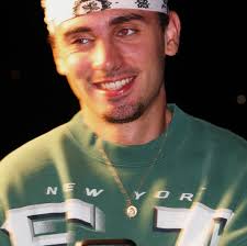 Heyy Everyone! I'm Marcquez, An aspiring Film Director, Actor and Writer!  I'm moving to LA pretty soon and was looking for some friends who have  common Insta: MarcquezMarsh TikTok: Film_Relics