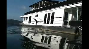 Houseboat rentals on dale hollow lake at mitchell creek marina equipped with the latest features, gas grill, cooler, directtv, waterslide, housewares. Awesome Boat Race On Dale Hollow Lake Ky Tn By Righteouspoptart