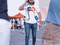عرفت اختار كريم الديب حسب طلب المتابعين youtube in 2021 peace gesture peace kareem