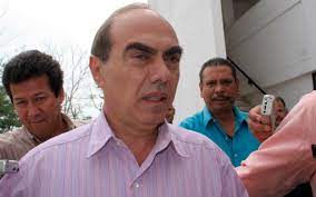 Está en libertad bajo fianza. Aristegui Noticias On Twitter La Justicia Tambien Debera Alcanzar A Kamel Nacif Por Las Torturas A Lydia Cacho Blanche Petrich Https T Co W5uyqhqipp Https T Co K5pjnggkyc