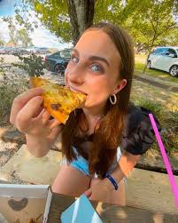 O L I V I A B U N D Y (@oliviabundy) • Instagram photos and videos