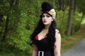 Maybe you would like to learn more about one of these? Josie Marcellino On Twitter Well Sometimes I Go Out By Myself And I Look Across The Water 27 31 Amy Winehouse