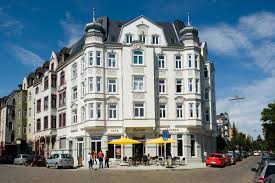 Georgstraße 83 27570 bremerhaven deutschland. Becke Platz 4 Mit Bombenschaden Becke Platz 4 Wird Wiederaufgebaut Becke Platz 4 Ausgebessert Sing Sing Laubenganghaus Mit 1000 Wohnung Der Stawog 1955 Parkhaus City Nord Schleusenstrasse 33 In Neuem Glanz Dank Der Stawog