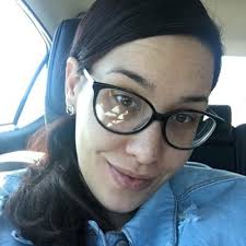 Amber Kinsella's Instagram, Twitter & Facebook