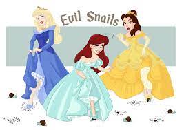 Последние твиты от crushing snails (@crushingsnails). Ariel Belle Aurora Crushing Evil Snails Under Their Princess High Heels Princesas Fotos Imagenes