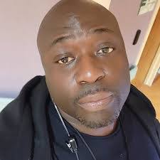 Andrea Diggs's Instagram, Twitter & Facebook