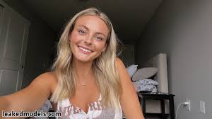 Beez Asmr  asmrmaddy  beezasmr Nude Leaks OnlyFans Photo 2 - Leaked  Models