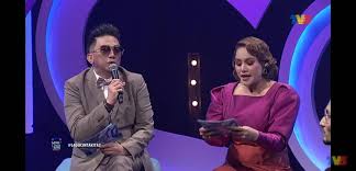 Hafeez eliana senja nan merah lagu cinta kita 2019. Imej Azwan Ali Dipuji Kosmo Digital