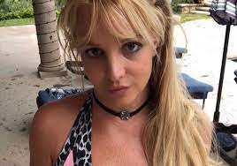Matches featuring my friends @backstreetboys is out now !!!! Britney Spears Stuns Barefaced In Her Backyard As Fans Deem Her Instagram A Setup