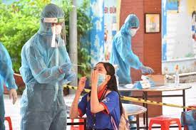 3 bài thi độc lập là toán, ngữ văn, ngoại ngữ ; Cqwlcyb2p5ck6m