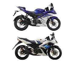 The r15 is very much still a handling delight! Difference Similarities Between New Yamaha R15 S And R15 V2 0 Bikesmedia In