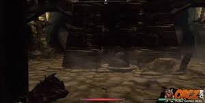 On the walls beside the two outside pillars are matching pictographs for those pillars. Skyrim The World Eater S Eyrie Orcz Com The Video Games Wiki
