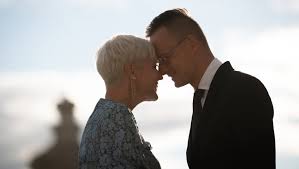 Watch szijjártó péter on streamable. Szijjarto Peter Felesege Fel Ev Alatt Egy Heti Jachtozasra Is Eleg 68 Milliot Keresett Vadonatuj Cegevel 24 Hu