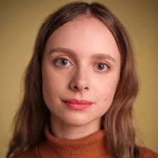 Alexandra Cook (@actingwithalexandra)