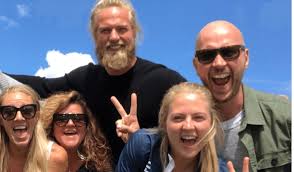 Hardingen leif einar «lothepus» lothe (47) vant realitykonkurransen farmen kjendis på tv 2. Qh3gx34kbxquym