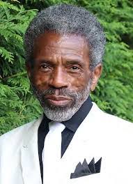 Maximilian Evans's Instagram, Twitter & Facebook