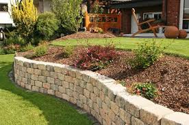 Bruchstein, garten, haus, immobilienanzeige, umgebung, wackernheim. Bruchsteinmauer Tipps Mauer Setzen Gebr Zieglowski