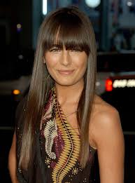 تطويل الشعر في شهر عالم حواء Hair Styles Long Hair Styles Flat Iron Hair Styles