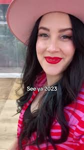 Ruby Chew (@rubychewart)