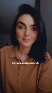 🌟A vida passa num piscar de olhos… e muitas vezes só percebemos isso  quando olhamos para trás. O tempo não volta. É por isso que o presente é o  nosso maior tesouro., Não espere o momento perfeito para ...