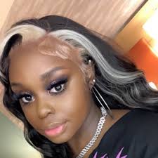 Amira Thomas (@Amira__Tee)