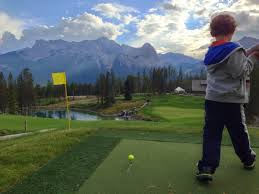 âHit the Links With Your Kids During City of Calgary Family Golf Nights (Kids Golf Free!)âçå¾çæç´¢ç»æ