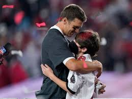 Fantasy football start your season today! Video Tom Brady Rushes To Embrace Kids After Super Bowl Win