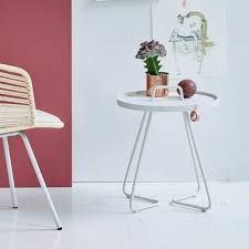 Cane Line Tisch On The Move Beistelltisch Fur Draussen Www Milanari Com Maritime Mobel Beistelltisch Gartenmobel