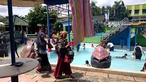 Pembayaran mudah, pengiriman cepat & bisa cicil 0%. Kolam Renang Di Pringsewu Lampung Yang Ramai Terus Pengunjung Youtube