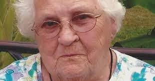 Jean Abernathy's Instagram, Twitter & Facebook