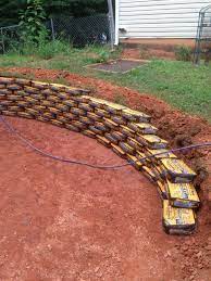 Pin By Felipe On Backyard Ideas Concrete Retaining Walls Landscaping Retaining Walls Diy Retaining Wall