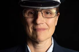 Honoring with Dignity: Michigan's longest serving Honor Guard member > 75th  U.S. Army Reserve Innovation Command > Article View