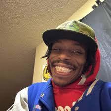 Diane Mims's Instagram, Twitter & Facebook