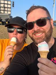 Family movie night 🍿🎬 They made it 10 minutes in. New record. 👏🤣”