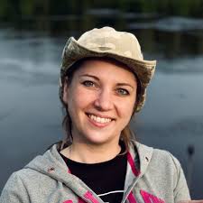 New photo of Lady Gaga backstage ✨