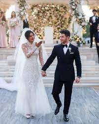 Priyanka chopra and nick jonas hosted their wedding reception in delhi on december 3 and it was an extravagant affair. Pin By Hafsah Begum Vukad On Bollywood Priyanka Chopra Wedding Nick Jonas And Priyanka Chopra Wedding Nick Jonas Wedding