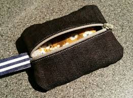 Un Autre Porte Monnaie Grain De Cafe De Frimousses Et Cornichons Tuto Trouve Sur Pinterest Porte Monnaie Sac Grain De Cafe