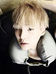 ¡jimin es uno de los miembros de bts más queridos del club de fans del ejército! Pin On Suga ìŠˆê°€