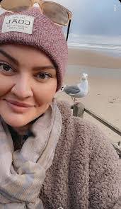 Sarah Oglesbee's Instagram, Twitter & Facebook