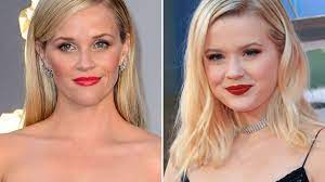 Check spelling or type a new query. Hollywoodstar Reese Witherspoon Wird Mit Ihrer Tochter Verwechsel Stars