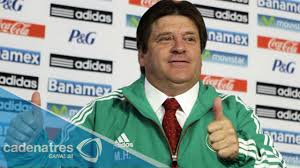 Encuentra las últimas noticias sobre miguel herrera en canalrcn.com. Esposa De El Piojo Herrera Participara En Reality Show En Televisora Mexicana Youtube