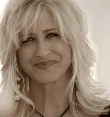 Zangeres Corry Bell in Den Haag donderdag 30 mei