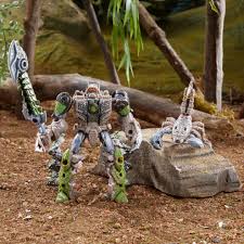 Transformers: Rise of the Beasts Figures Revealed by Hasbro - IGN