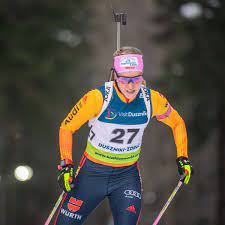 Aufgrund eines grippalen infektes reist er nicht nach polen. Biathlon Em Stefanie Scherer Gewinnt Mit Justus Strelow Titel Im Single Mixed Region Holzkirchen